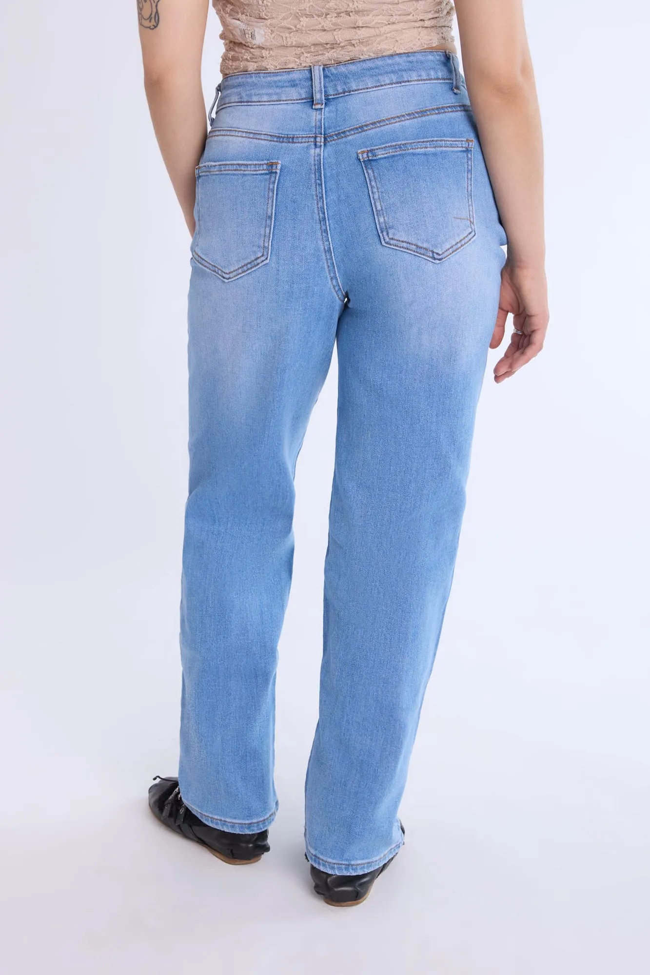 Distressed Straight Leg Jeans