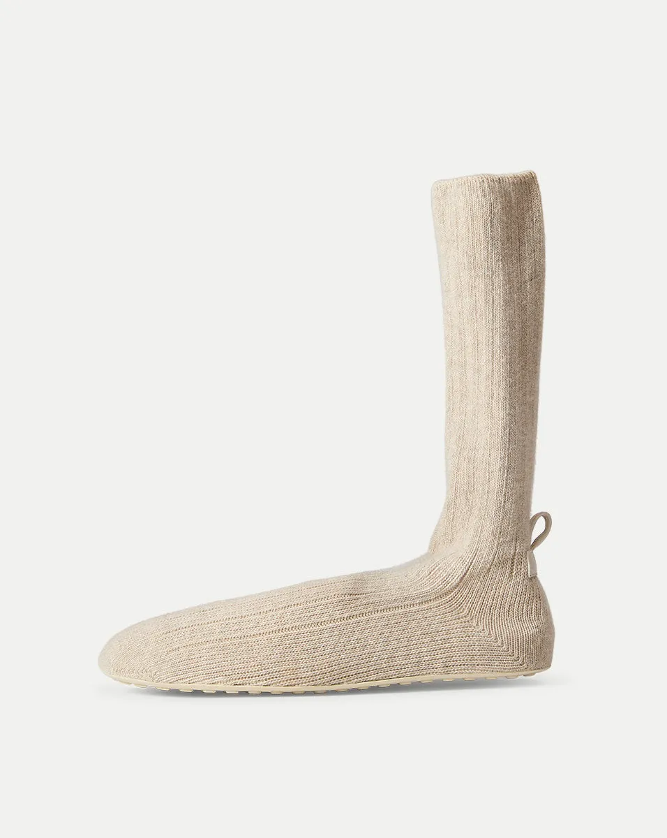 Flexible Knit Shoe
