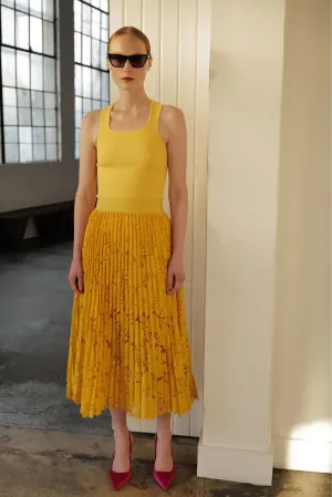 LE SUPERBE~ Yellow /white square neck snatched tank