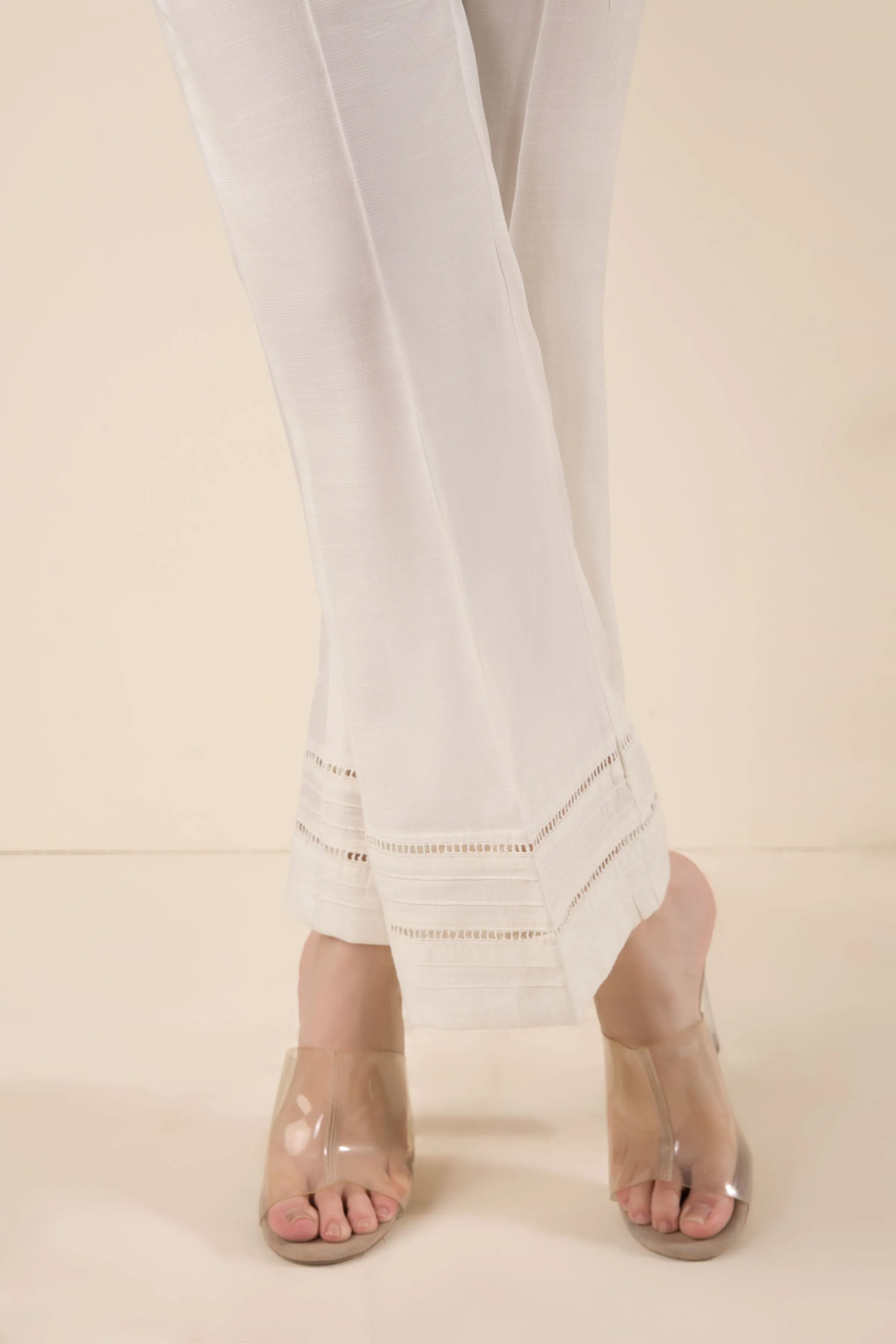 Silky Elegance - Off White